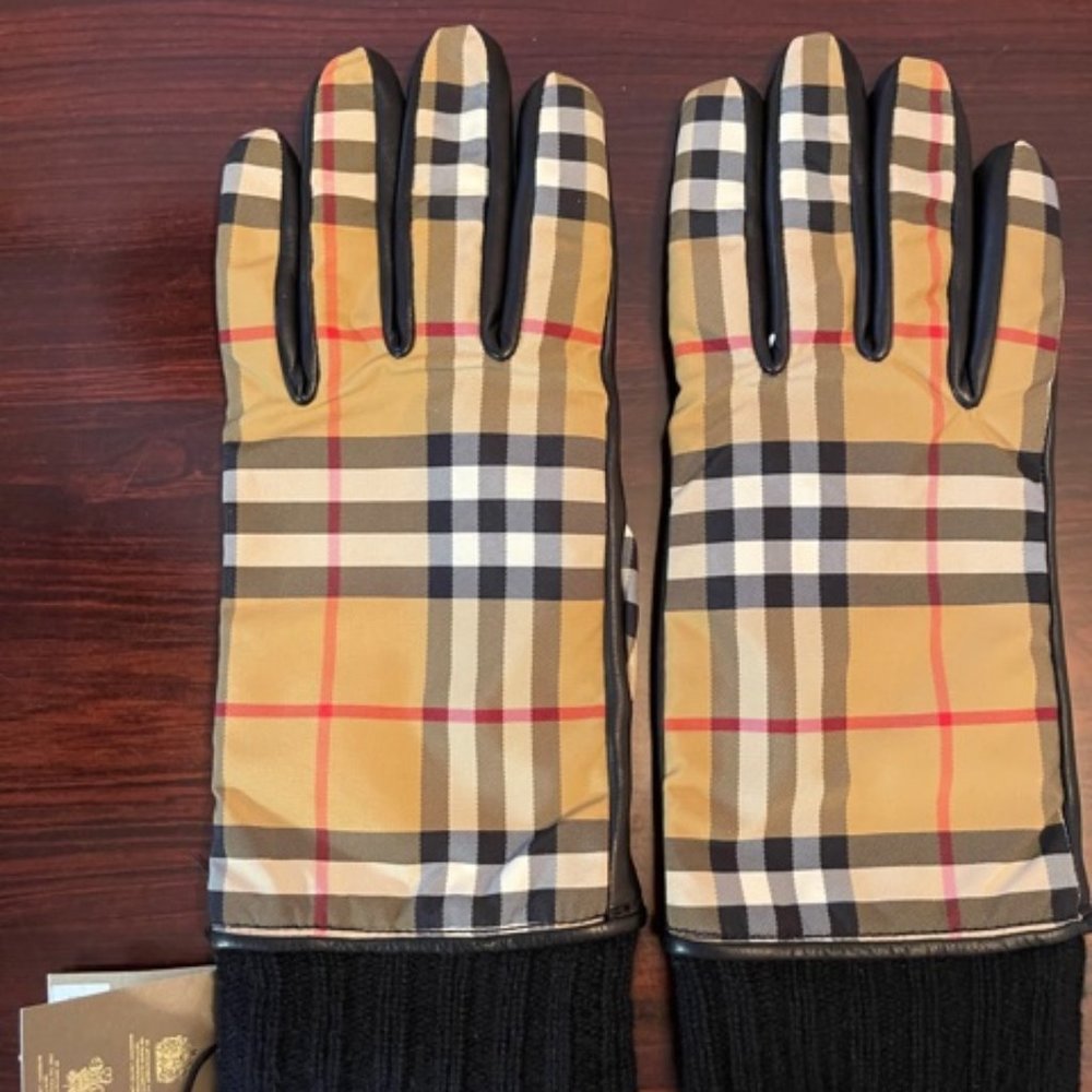 Burberry gloves